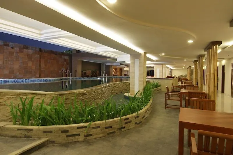 Отель Siesta Legian  Легиан